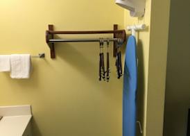 Days Inn by Wyndham Lamont/Monticello 5