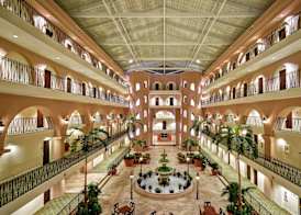 Embassy Suites by Hilton Charleston Historic District 4