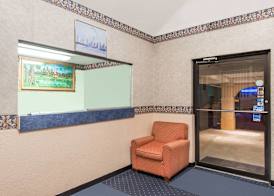 Knights Inn Wentzville MO 3