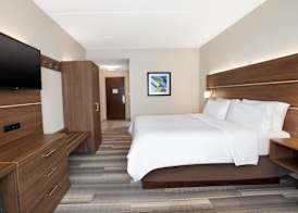Holiday Inn Express & Suites WARRENTON by IHG 5