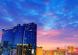 Elara by Hilton Grand Vacations – Center Strip 2