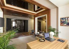 Dominic Smart & Luxury Suites - Parliament 4