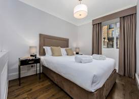 10 Curzon Street Apartments by Mansley 2