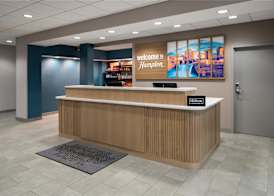 Hampton Inn & Suites Rochester/Henrietta 5