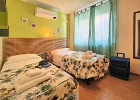 Sea view and ground floor Apartments le Dune 5