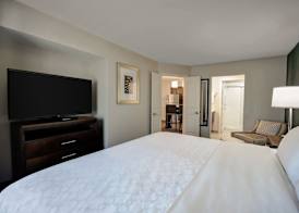 Staybridge Suites HOLLAND by IHG 5