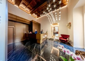 Martius Private Suites Hotel 5