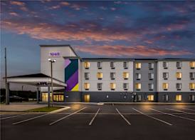 Spark by Hilton Pelham Birmingham I 65 2