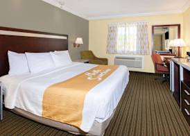 Days Inn by Wyndham Nanuet / Spring Valley 3