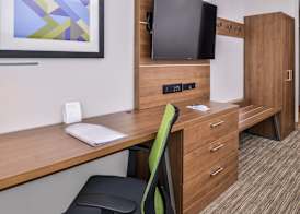 Holiday Inn Express & Suites SILOAM SPRINGS by IHG 2