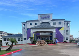 Spark by Hilton Galveston 4