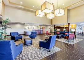 Comfort Suites Marietta-Parkersburg 4