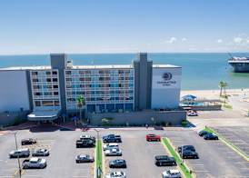 DoubleTree by Hilton Corpus Christi Beachfront 2