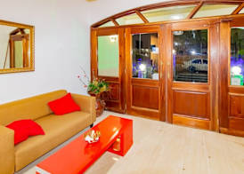 Hotel Villa Capri Salon & SPA 4