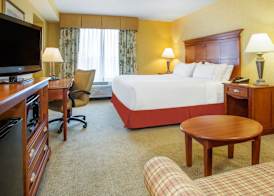 Holiday Inn Express & Suites BLOOMINGTON by IHG 5