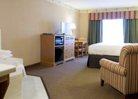 Country Inn & Suites by Radisson, Cedar Falls, IA 5