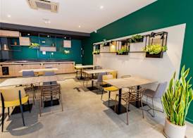 Ibis Pau Centre 4