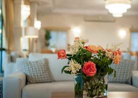 Phoenix Beach Hotel 5