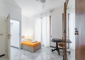 Guesthost - Piazza Pretoria Roomy Flat With Balconies X8 2