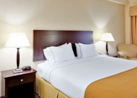 Holiday Inn ATHENS - AIRPORT by IHG 3