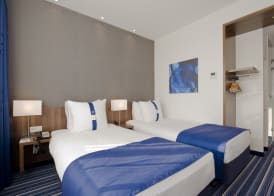 Holiday Inn Express AMSTERDAM - SCHIPHOL by IHG 2