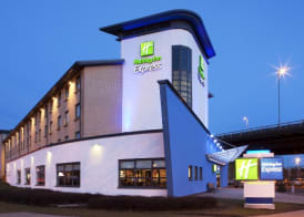 Holiday Inn Express GLASGOW AIRPORT by IHG 4