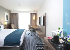 Holiday Inn LONDON - WEST by IHG 3