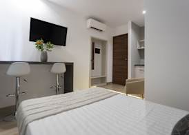 ApartHotel Durini 4
