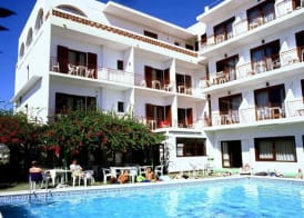 Hotel Anibal - AB Group 4
