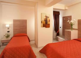 Hotel Domidea 4