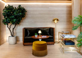 Browns Avenue Hotel 2