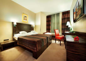EA Hotel Crystal Palace 5