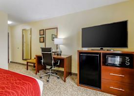 Comfort Inn & Suites Hillsville I-77 3