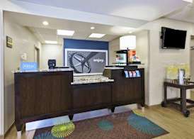 Hampton Inn Clinton 5