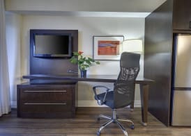Town Inn Suites Hotel 5