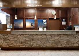Days Inn by Wyndham Calgary South 4