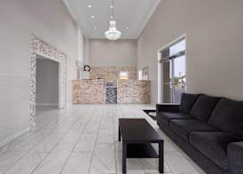 Super 8 by Wyndham Covington 3