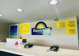 Days Inn by Wyndham Kansas City Northeast 2