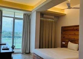 Mak Hotel 2