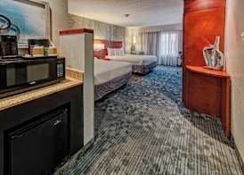 Courtyard by Marriott Alexandria 4