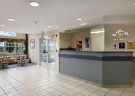 Microtel Inn by Wyndham Champaign 3