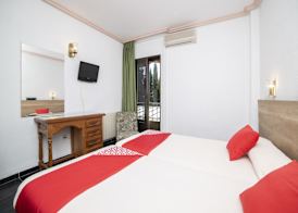 Hotel El Prado by Vivere Stays 5