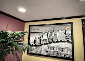 Super 8 by Wyndham Shawnee 3