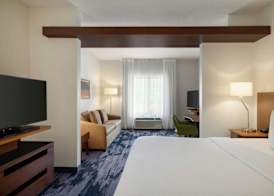 Fairfield Inn & Suites by Marriott Bristol 3