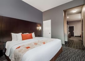 Hawthorn Extended Stay by Wyndham Columbus West 4