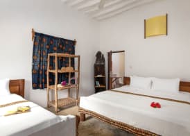 Shanuo Beach Bungalows 3