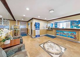 Best Western Harbour Inn & Suites Huntington - Sunset Beach 3