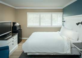 Pacific Shores Inn 4