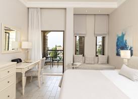 Aphrodite Hills Hotel and Resort 5