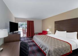 Ramada by Wyndham Maggie Valley 4